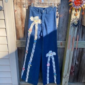 AUTHENTIC VINTAGE 70s HIGH WAIST JEANS WITH LACE